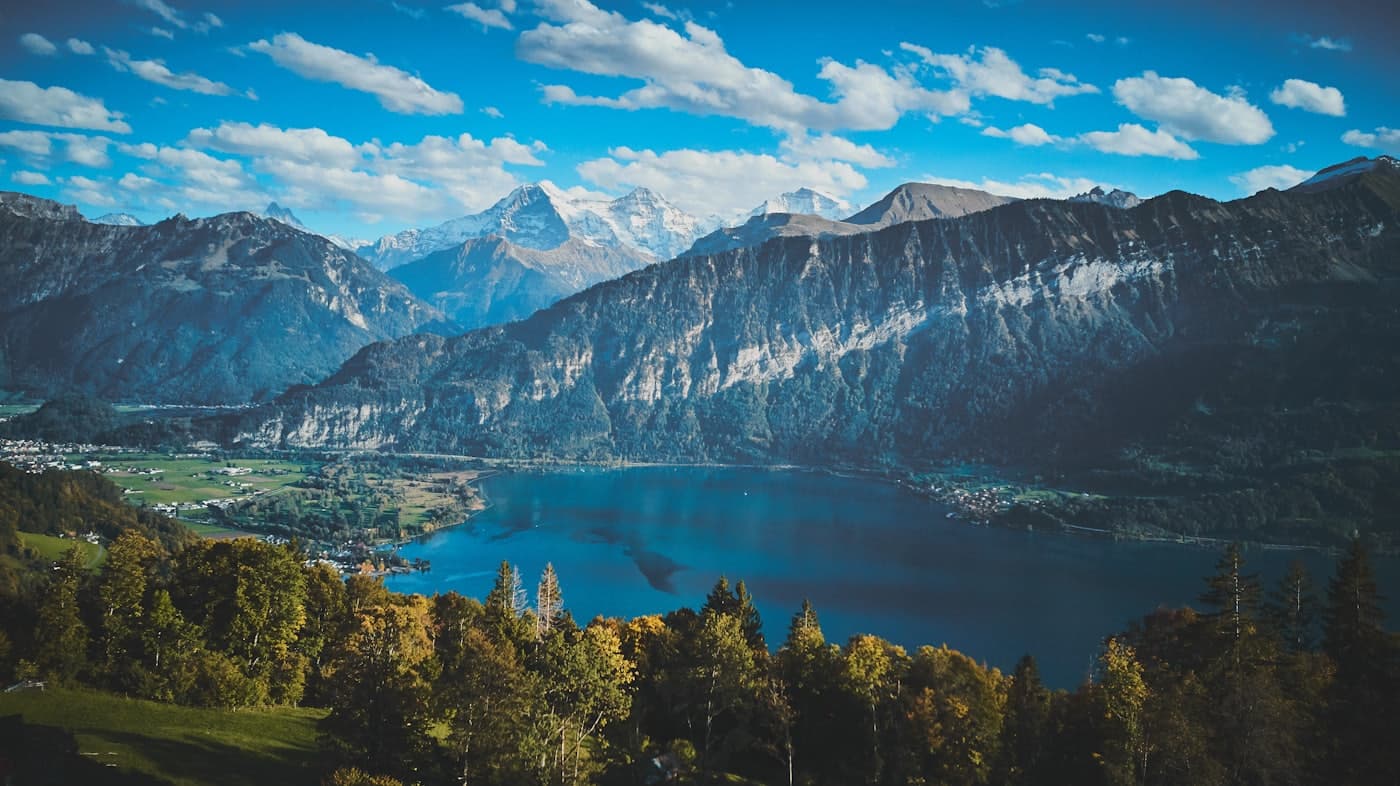 Interlaken zwischen See und Bergen